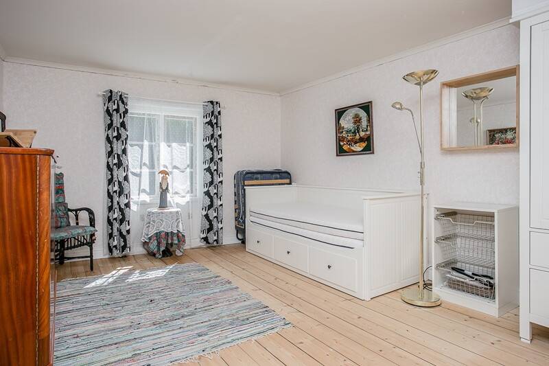 8 rum Fritidsboende på Färnsviken 327 & 329 Molkom Karlstads kommun - bild 39