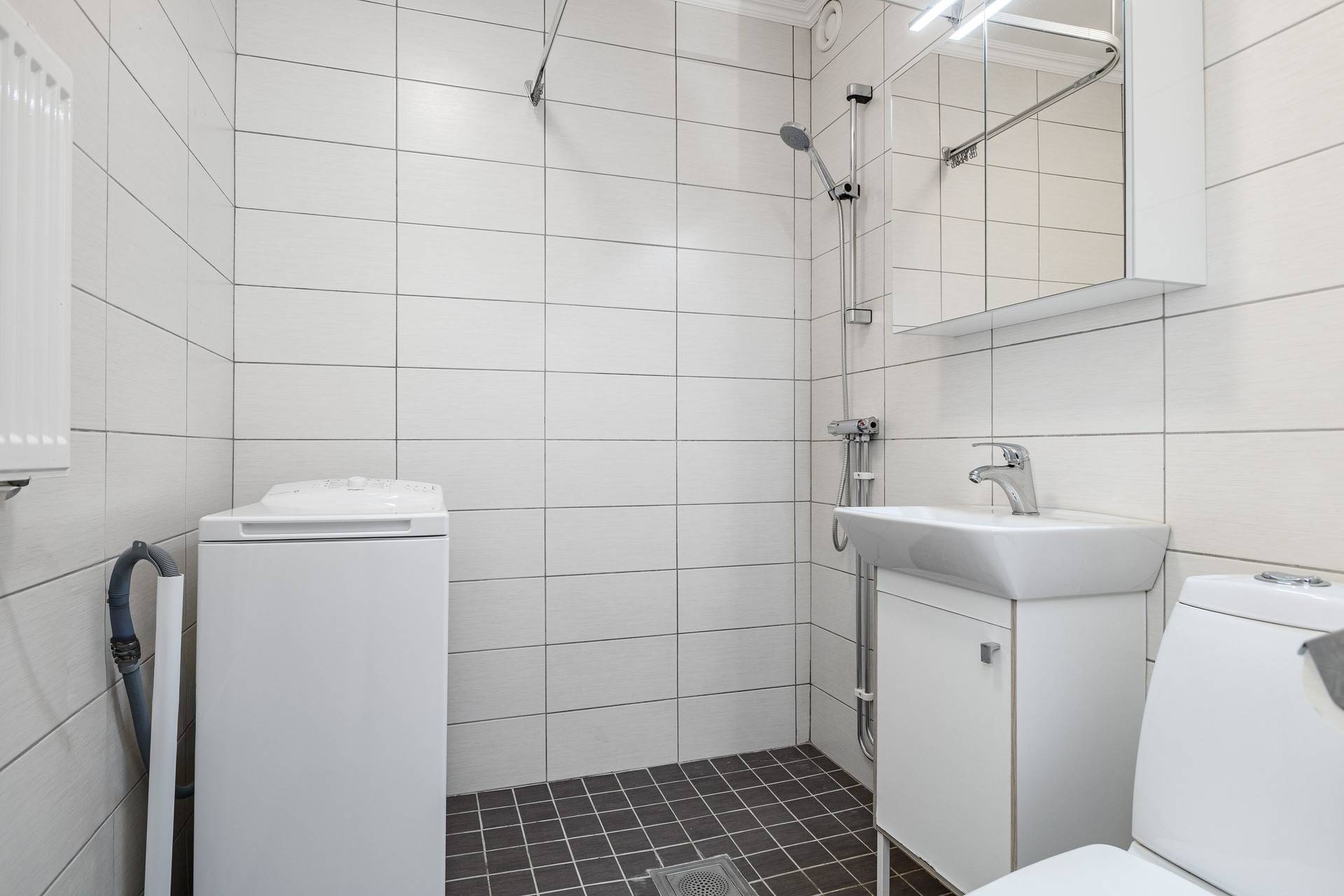 1 rum Lägenhet på Flisavägen 37 Bjurhovda Västerås kommun - bild 5