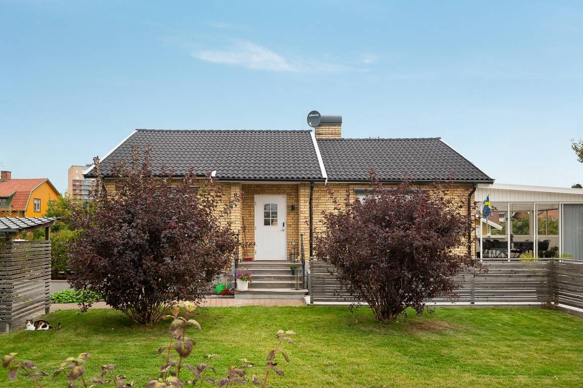 5 rum Villa på Fagerskogsgatan 8 Romberga Enköpings kommun - bild 28