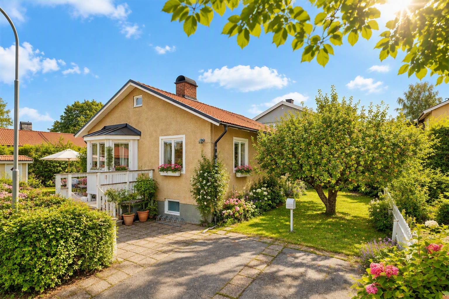 4 rum villa på Offerdalsgatan 6 Vällingby - Råcksta Trädgårdsstad, Stockholms kommun - bild 2