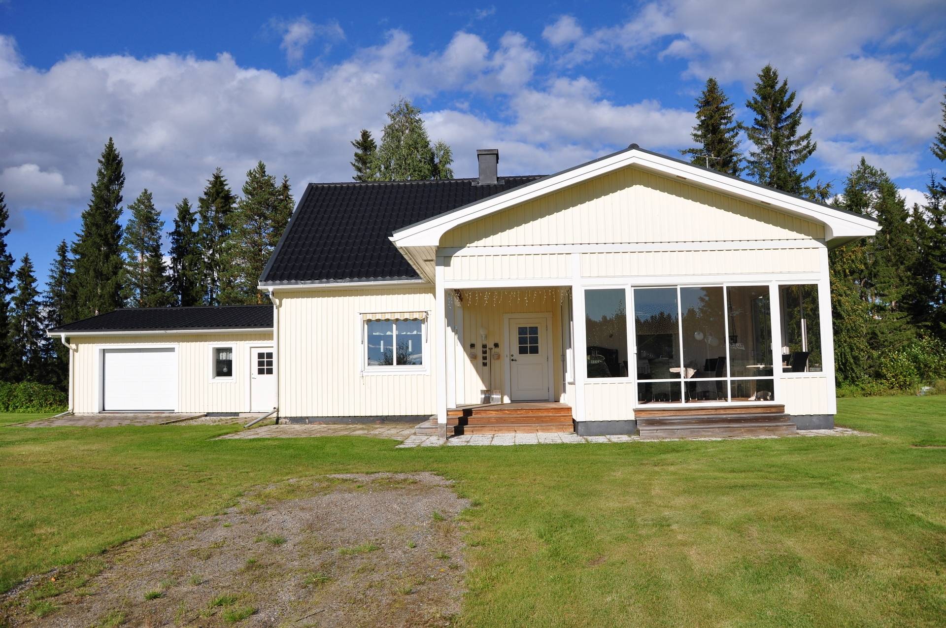 5 rum Gård med jordbruk på Nybyn 10 Älvsbyns kommun - bild 5