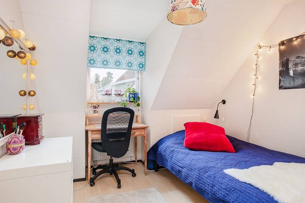4 rum Parhus på Gullhönevägen 27 Södra Ryd Skövde kommun - bild 26