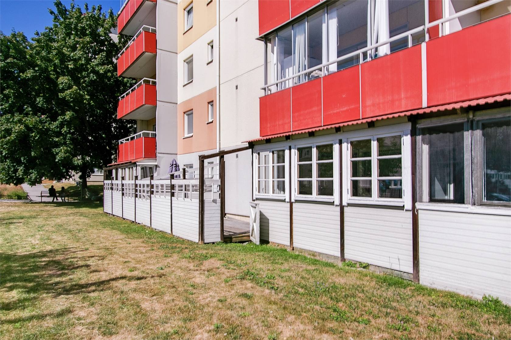 2 rum lägenhet på Timotejvägen 7, markplan Botkyrka Hallunda, Botkyrka kommun - bild 1