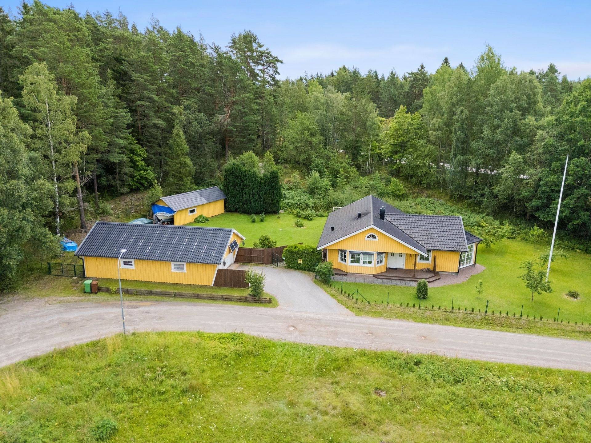 4 rum Villa på Sågdammsvägen 2 Granvik Karlsborgs kommun - bild 2