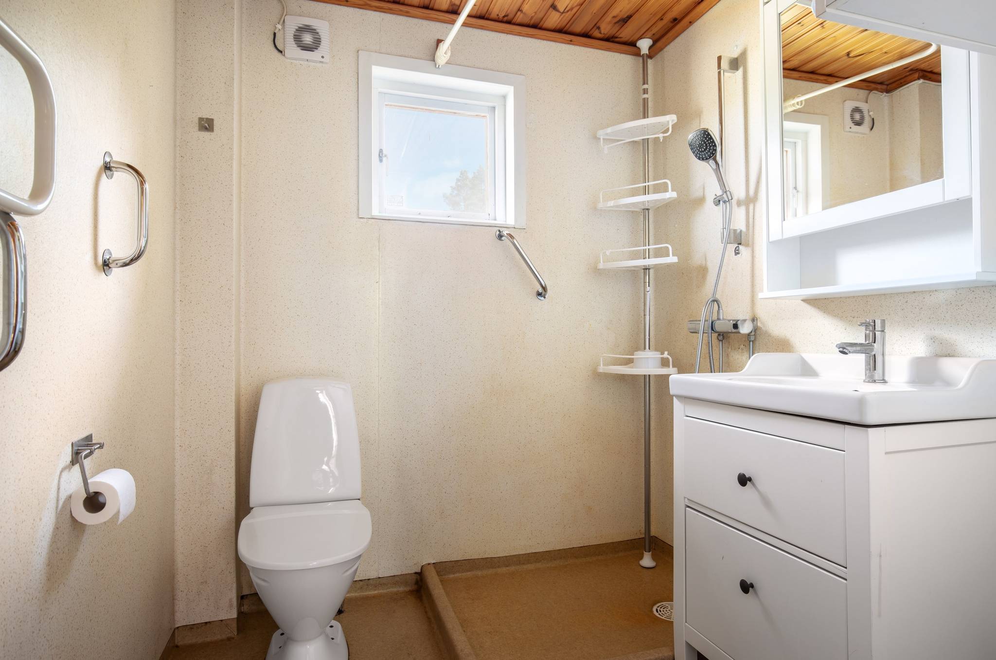 9 rum Villa på Strömmadalsvägen 32 Strömma Värmdö kommun - bild 56