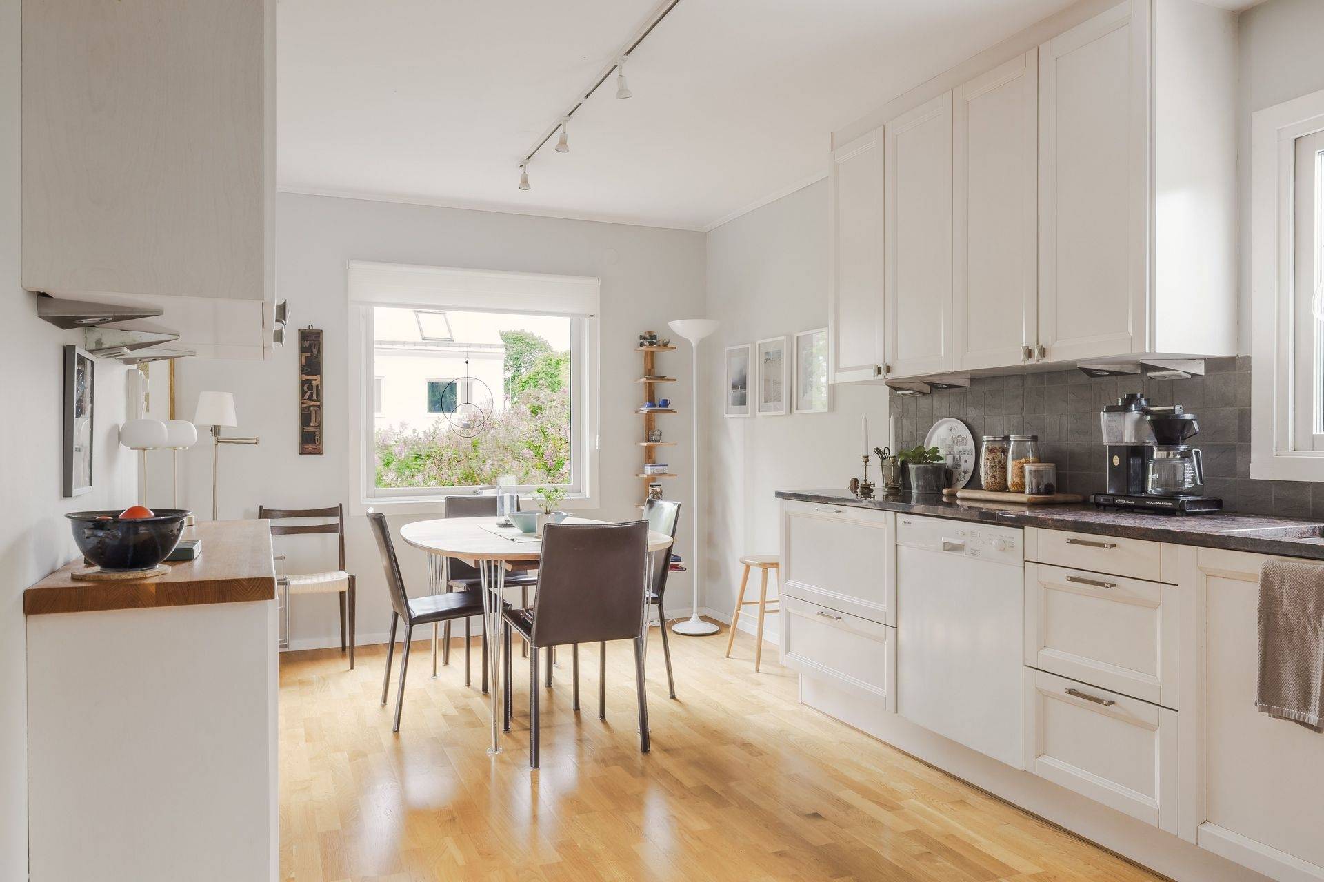 8 rum Villa på Slåttervägen 5B Enebyberg Danderyds kommun - bild 20