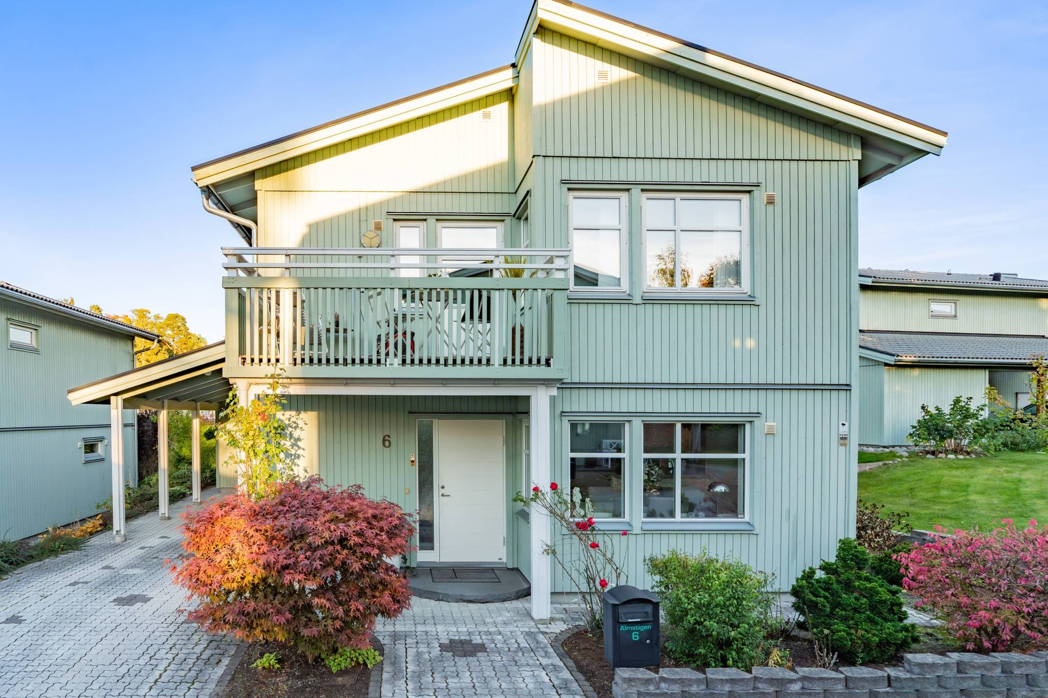 5 rum villa på Almstigen 6 Enebyberg, Danderyds kommun - bild 2