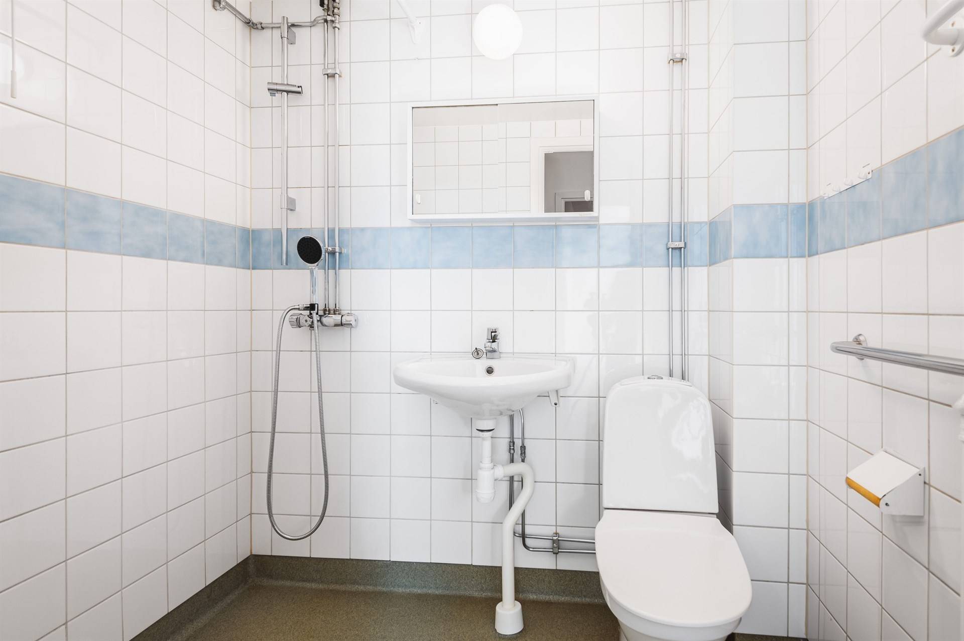 3 rum Lägenhet på Södra Storängsvägen 41 Östermalm/Hårstorp Finspångs kommun - bild 15