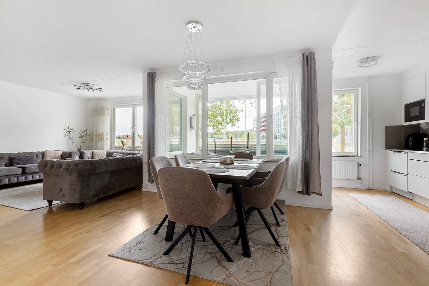 3 rum Lägenhet på Majorsvägen 9B Barkarbystaden Järfälla kommun - bild 2