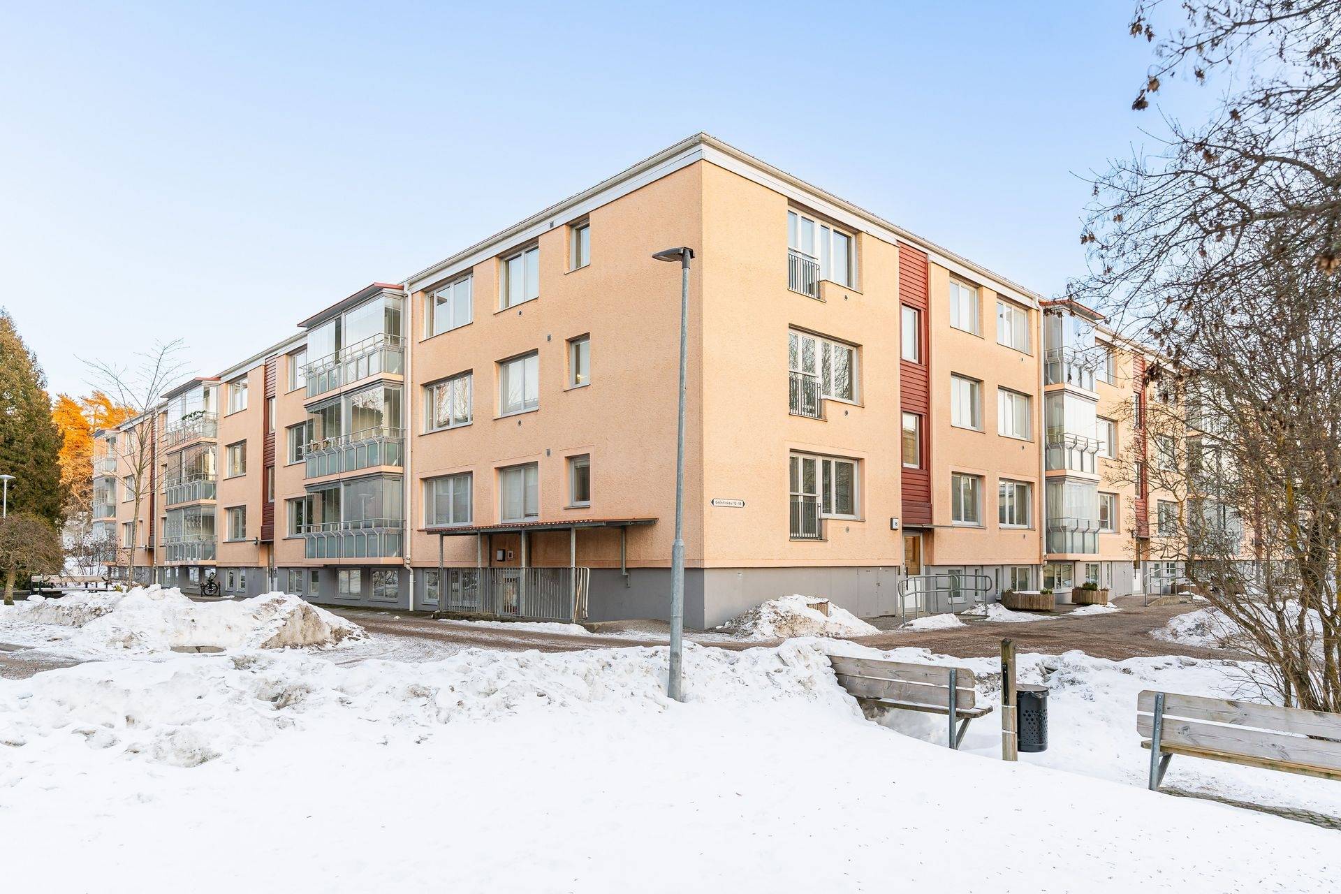 2 rum Lägenhet på Grönfinksvägen 16 Råby Västerås kommun - bild 1