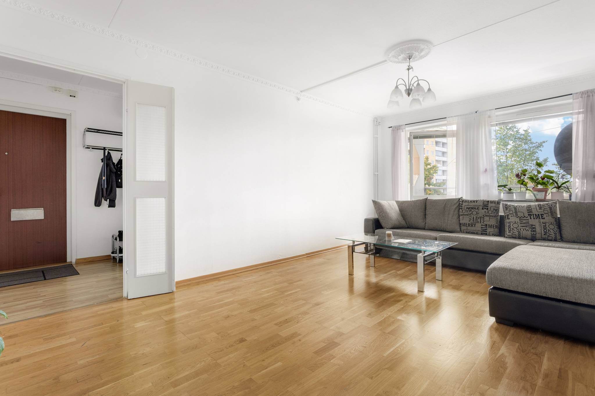 4 rum Lägenhet på Lofotengatan 22, Våning 4 Husby Stockholms kommun - bild 6