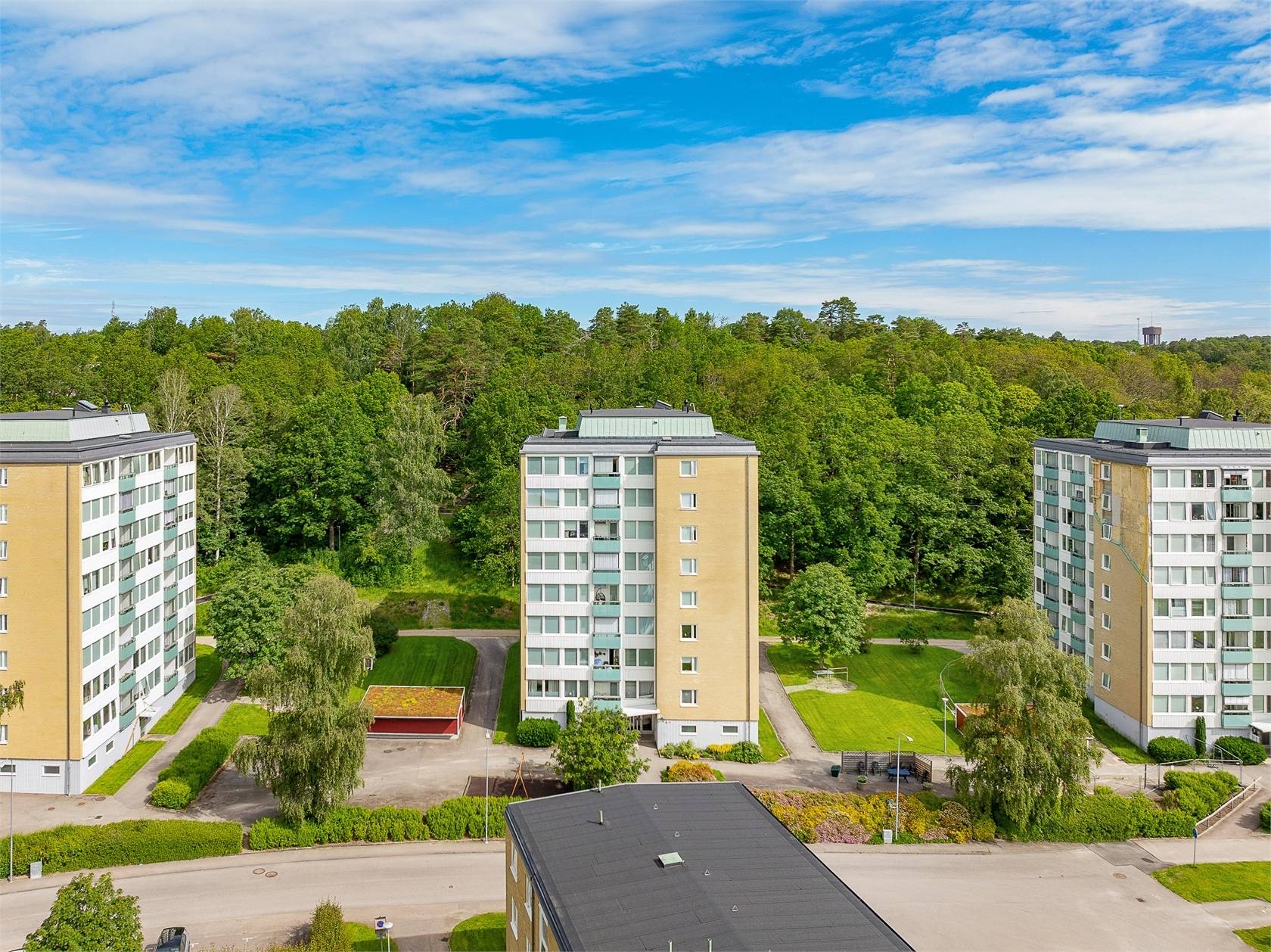 2 rum lägenhet på Östanvindsvägen 4 Skogslyckan, Uddevalla kommun - bild 2