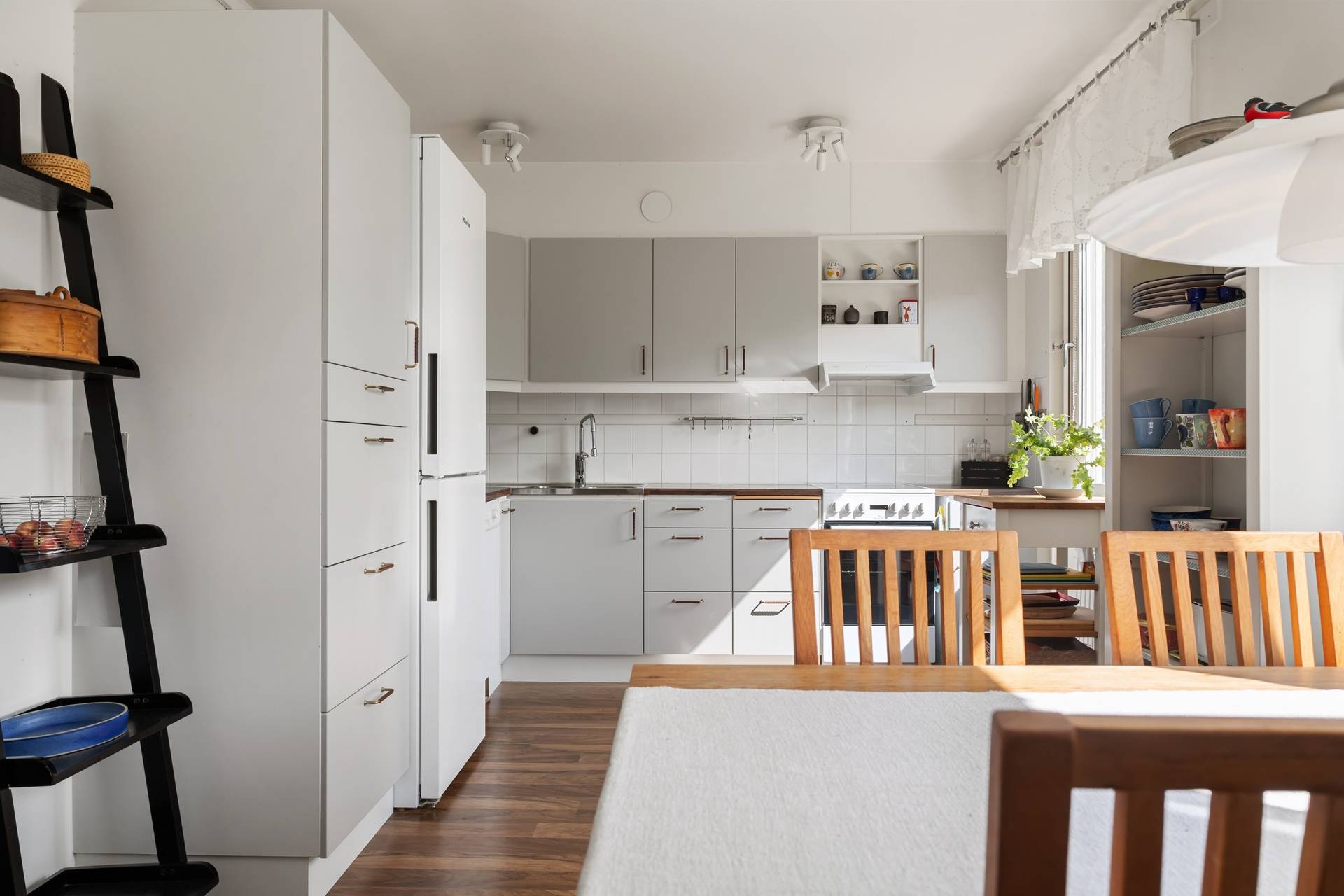 2 rum lägenhet på Vallavägen 171 Handen, Haninge kommun - bild 3
