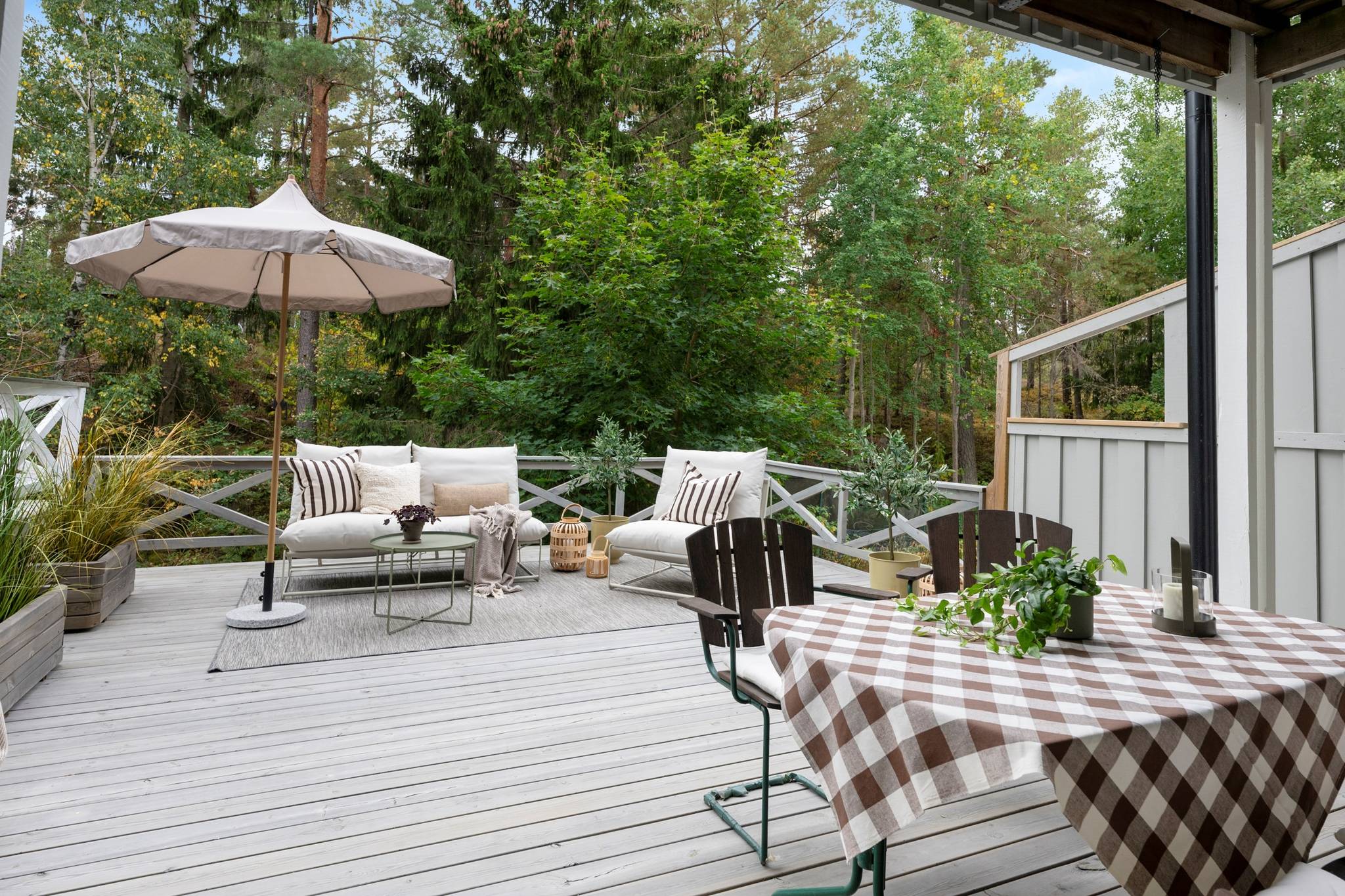 6 rum Radhus på Norrholmsvägen 150 Östra Orminge Nacka kommun - bild 11