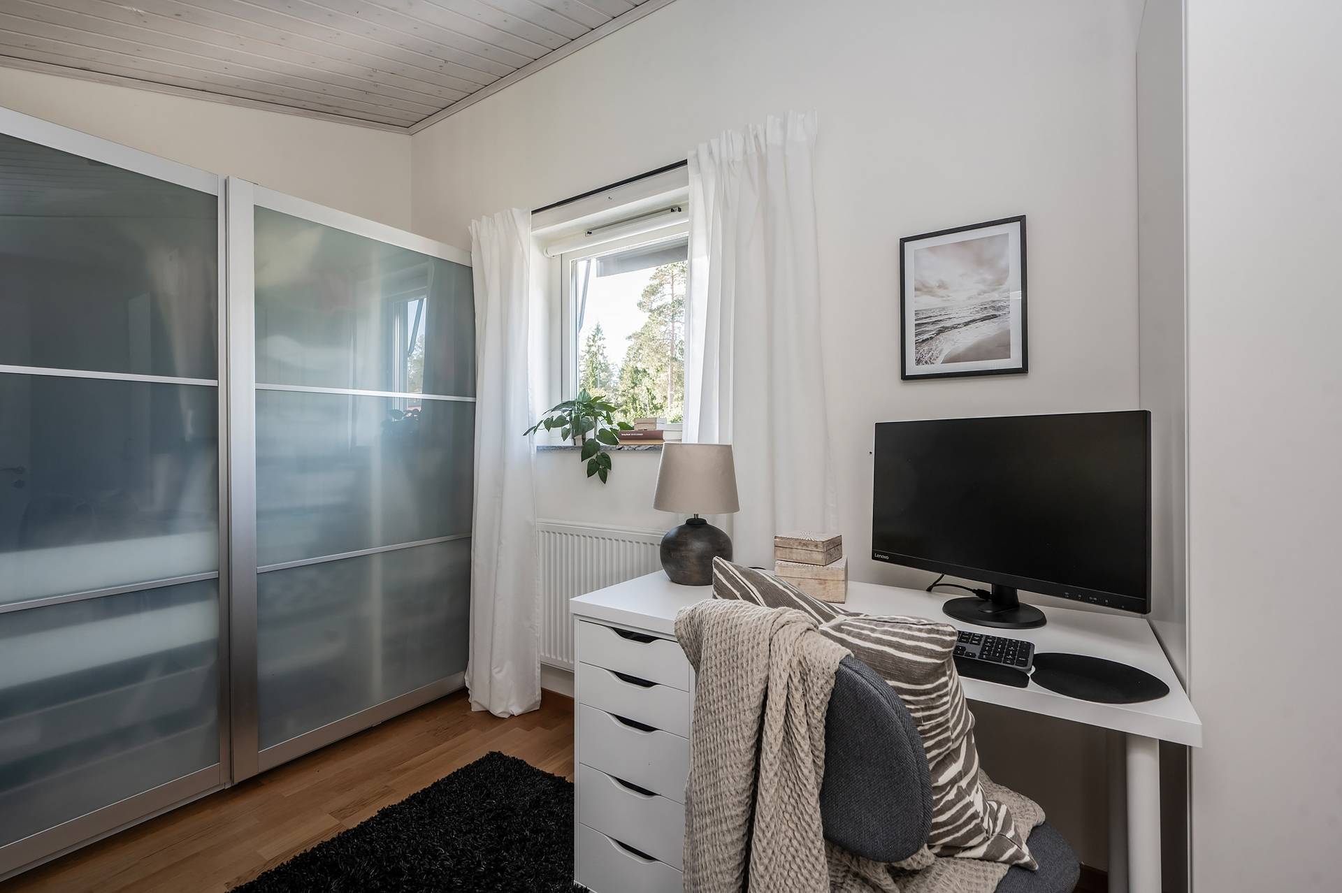 4 rum Par-/kedje-/radhus på Trollskogsvägen 28 Västra Balingsnäs Huddinge kommun - bild 32