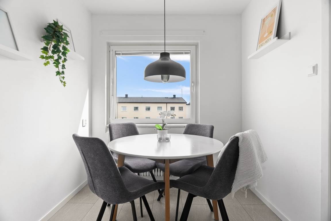 2 rum Lägenhet på Erik Tegels Väg 23 Spånga - Bromstensstaden Stockholms kommun - bild 11