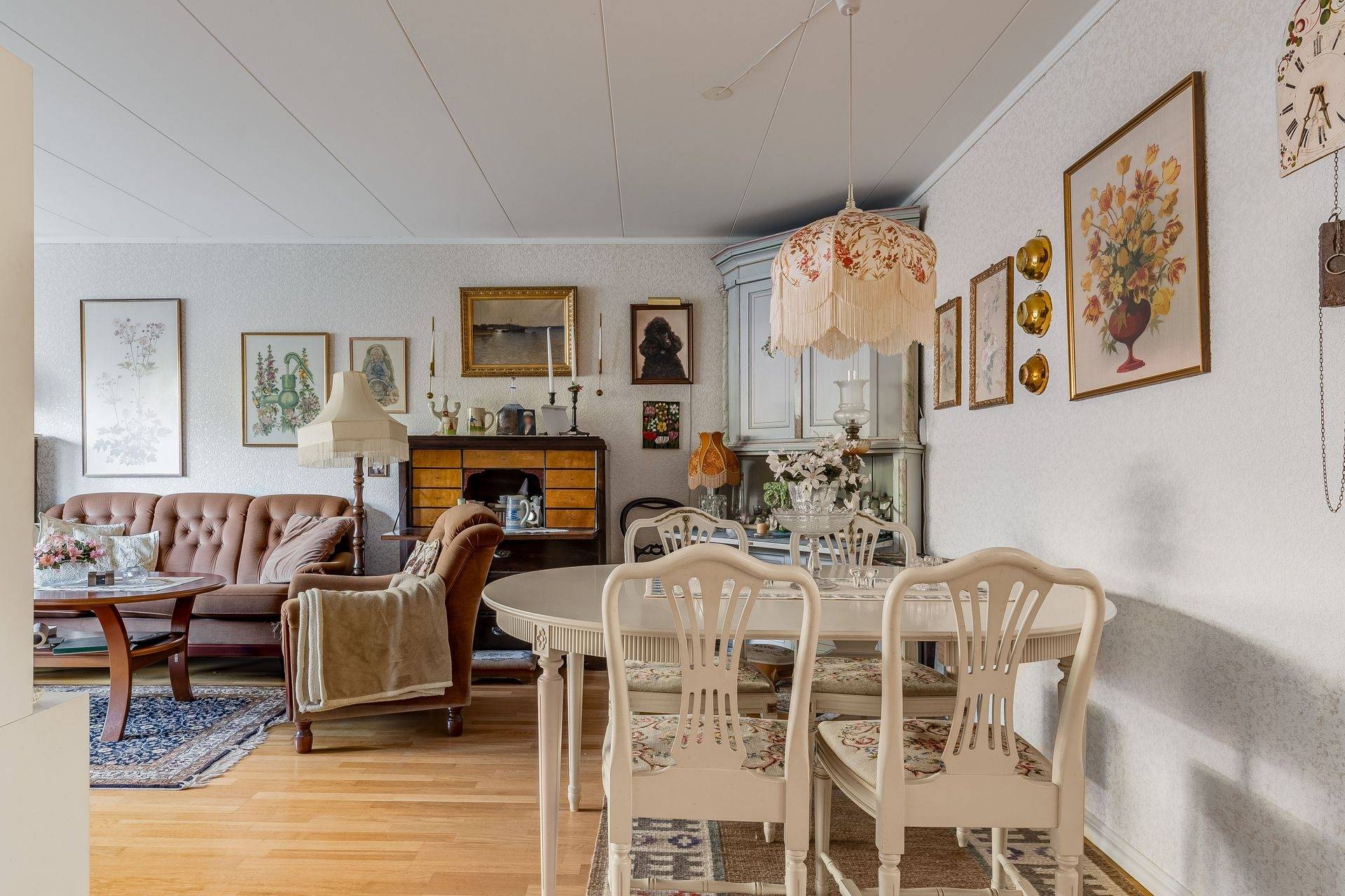 6 rum Villa på Silver-Anders väg 28 Norra Bro Örebro kommun - bild 14