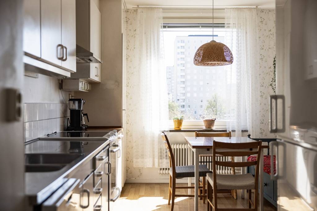 4 rum Lägenhet på Sandfjärdsgatan 33, 3 tr Årsta Stockholms kommun - bild 4