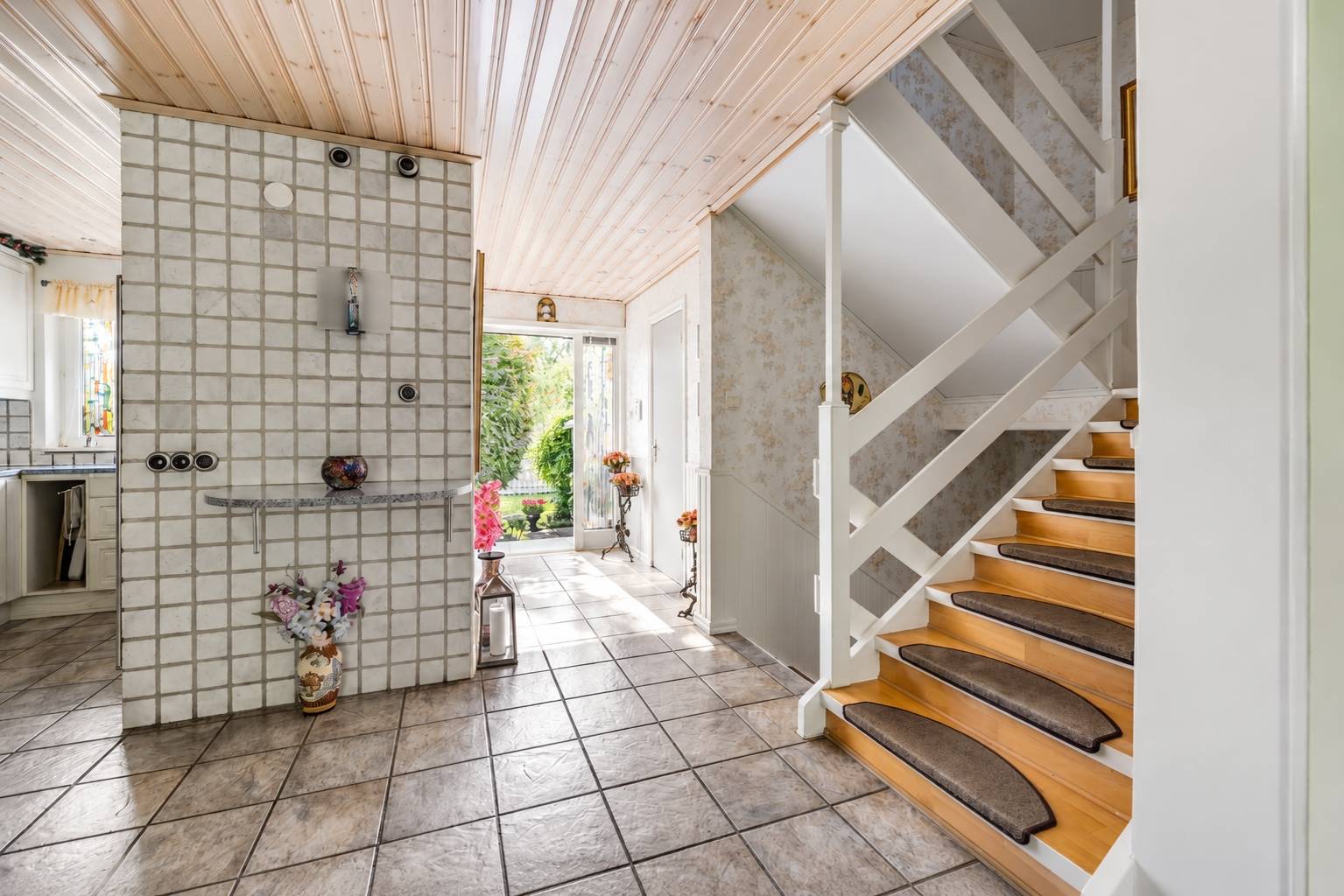 5 rum Radhus på Basgränd 60 Vällingby - Kälvesta Stockholms kommun - bild 13
