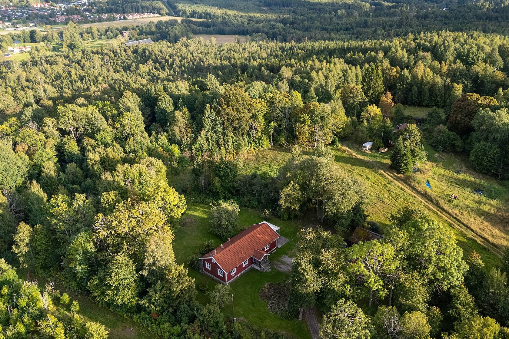 5 rum Gård utan jordbruk på Hjulåsen 625 Garphyttan Örebro kommun - bild 30
