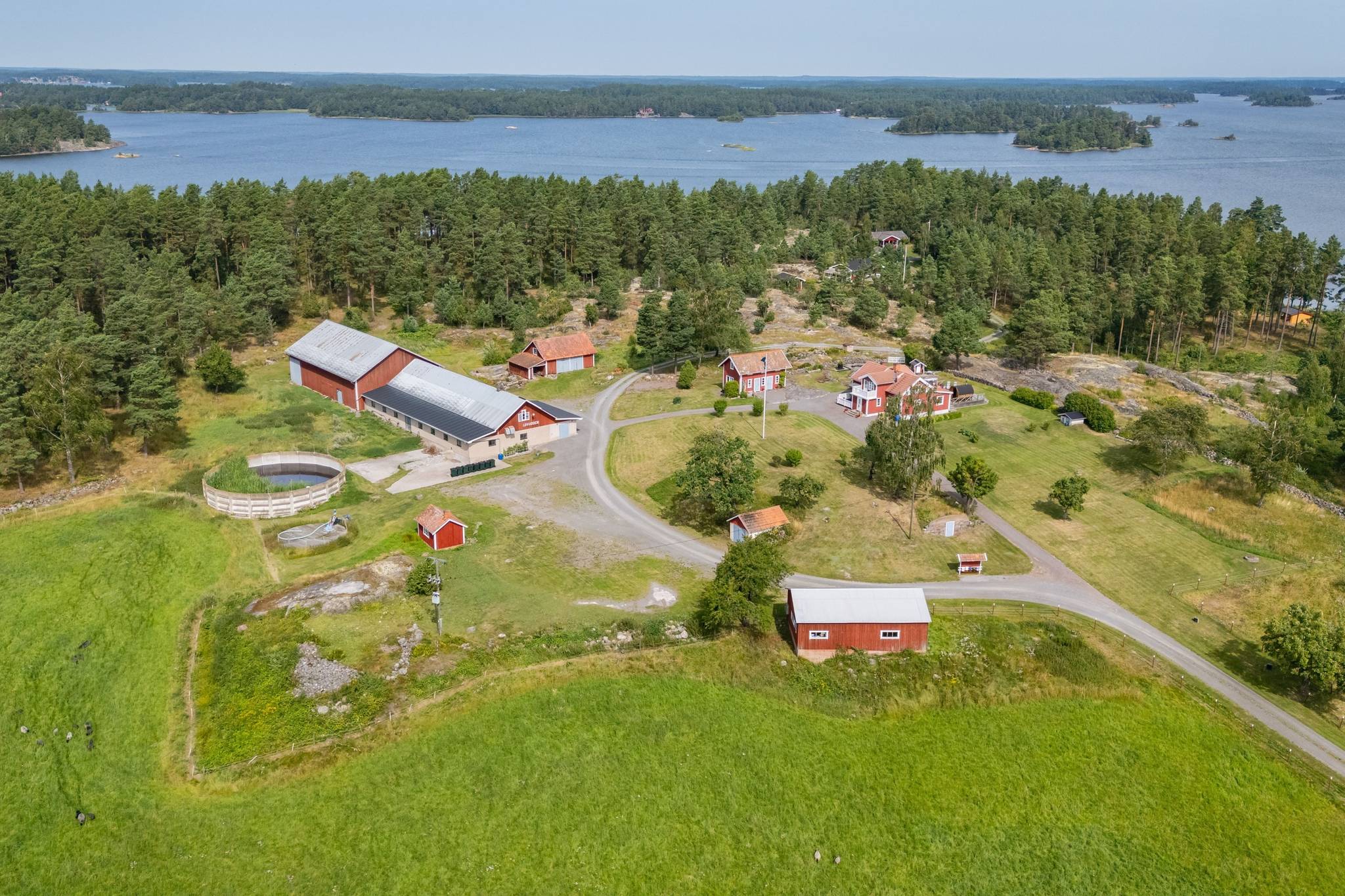5 rum gård/skog på Lövudden 1 Sankt Anna, Söderköpings kommun - bild 1