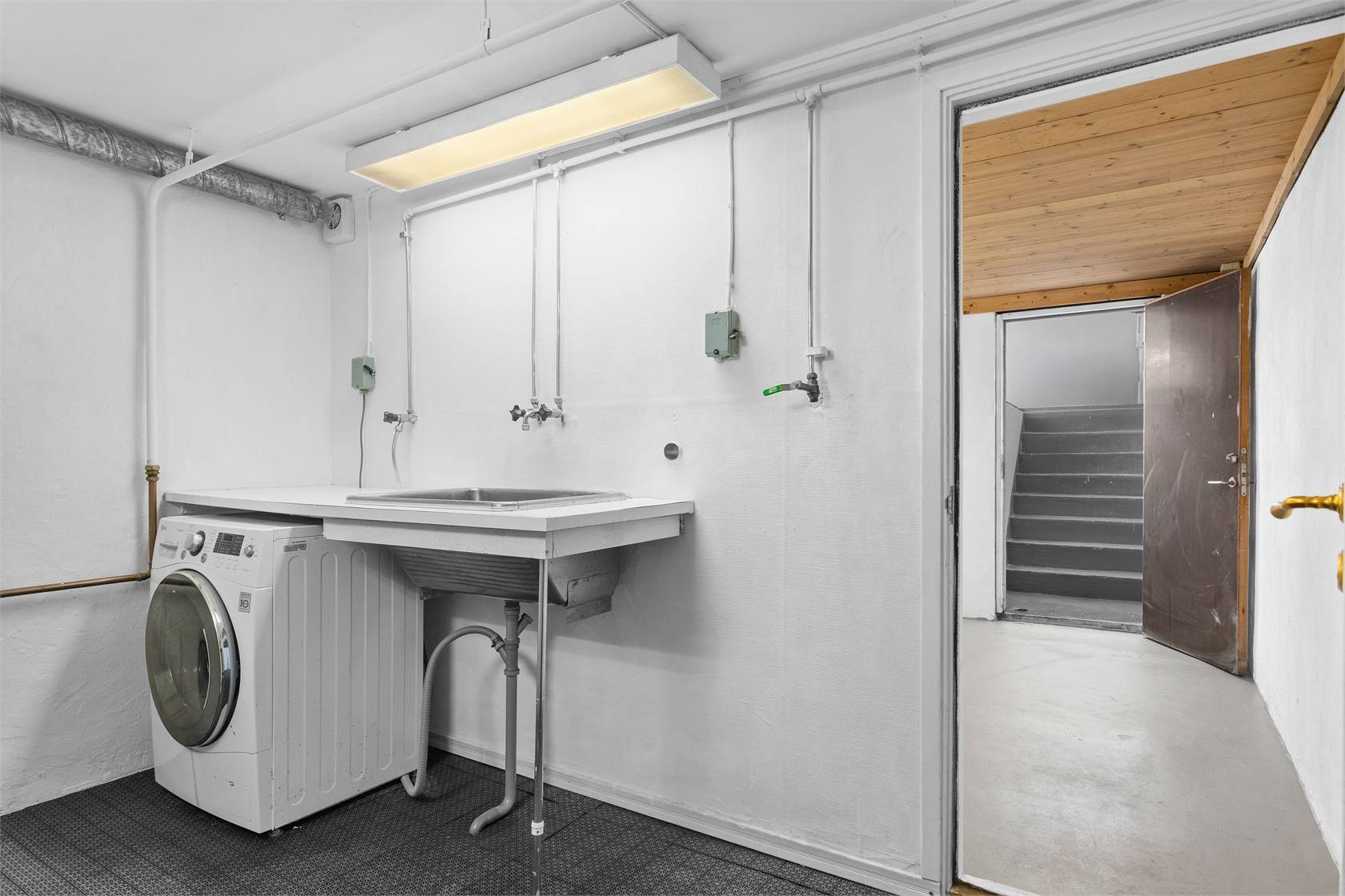 6 rum Villa på Broängsvägen 28 Tumba Botkyrka kommun - bild 22