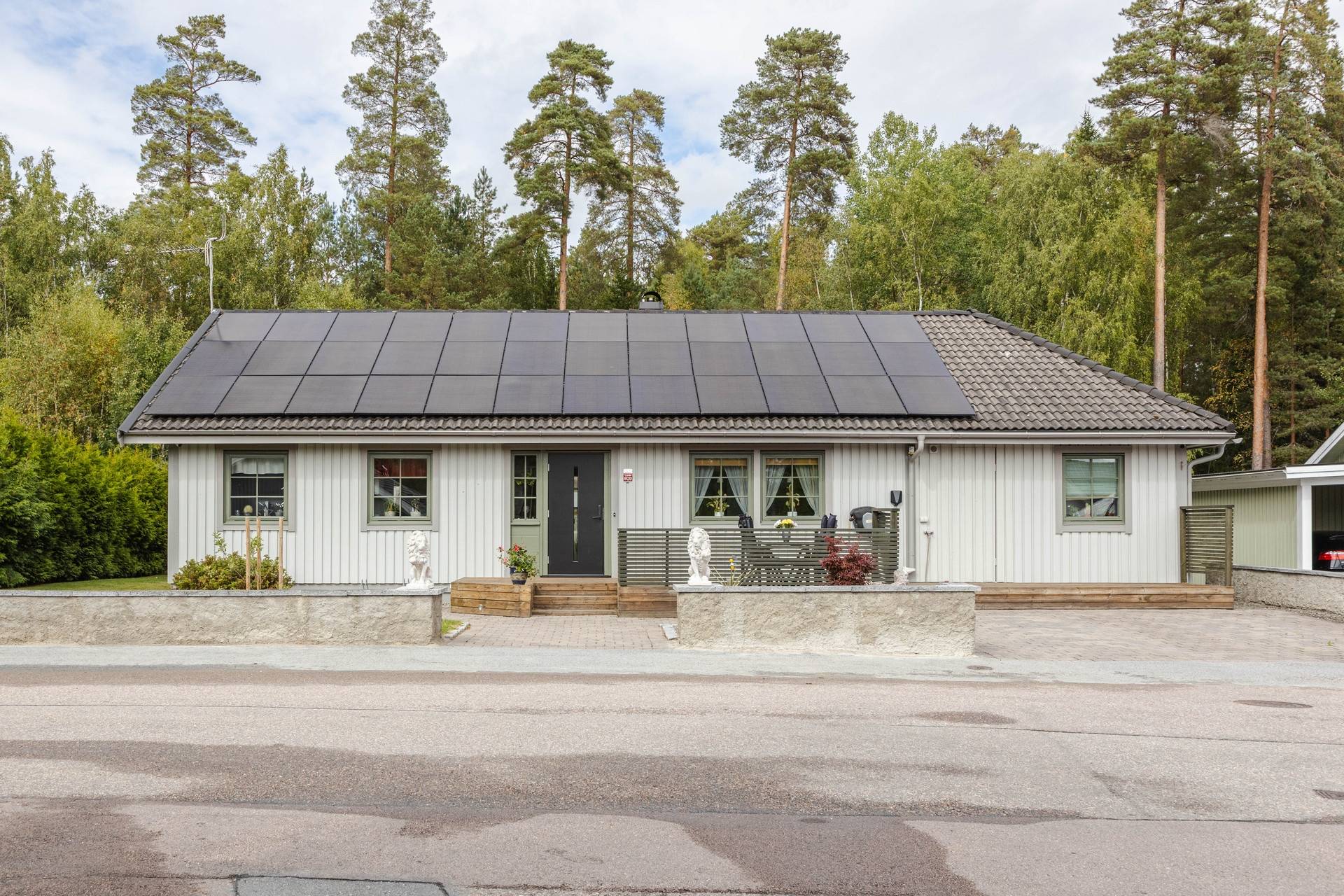 6 rum villa på Grävlingvägen 32 Hummelsta, Enköpings kommun - bild 1
