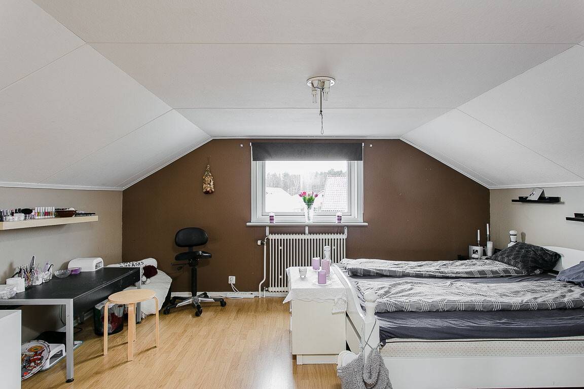 6 rum Villa på Hallgatan 34 Ågårdsområdet Lidköpings kommun - bild 32