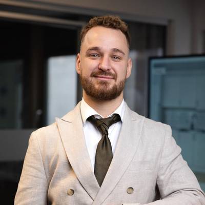 Mäklarbild på Daniel Anderson