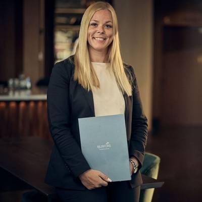 Mäklarbild på Annika Rosell