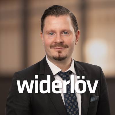 Mäklare Dennis Sandström