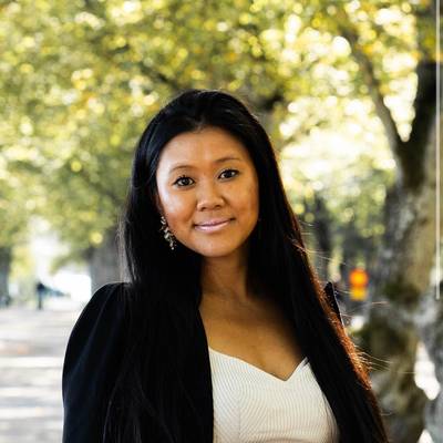 Mäklarbild på Kim Gromer