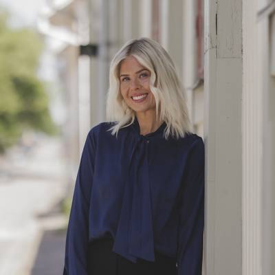 Mäklarbild på Sara Andersson