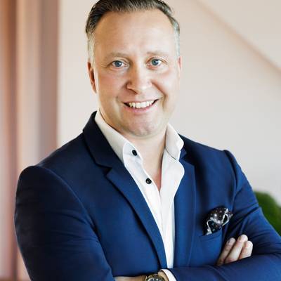 Mäklarbild på Johan Sandsten