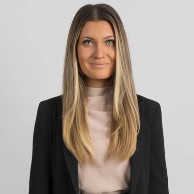 Mäklare Astrid Gesteby