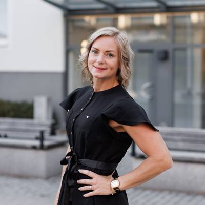 Mäklarbild på Maja Guthammar