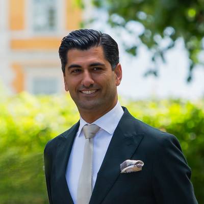 Mäklarbild på Sami Uzunkaya