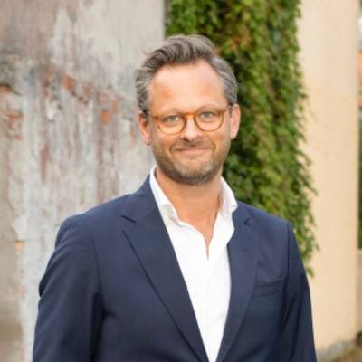 Mäklarbild på Henrik Mörck