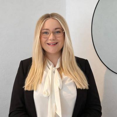 Mäklarbild på Ida Larsson