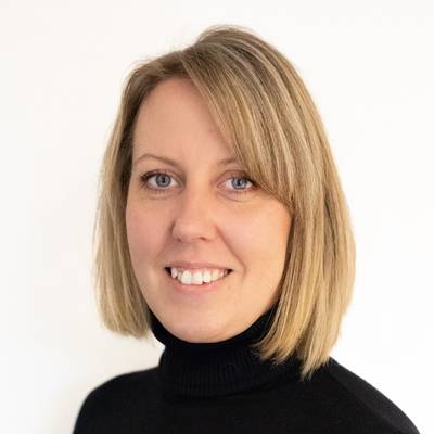 Mäklarbild på Louise Fredin