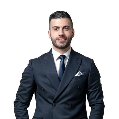 Mäklarbild på Mikael Sadri