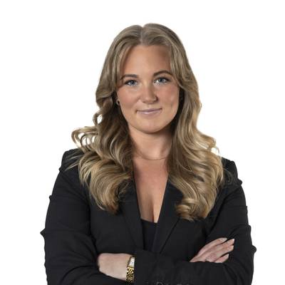 Mäklare Linnea Ahlkvist
