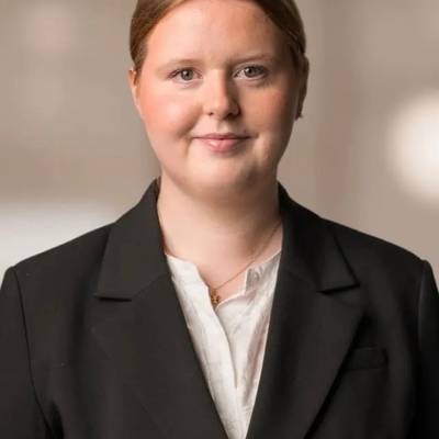 Mäklarbild på Johanna Löfborg