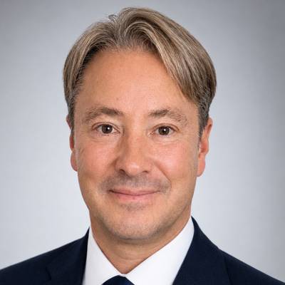Mäklarbild på Robert Molnar