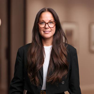 Mäklarbild på Emelie Edergard