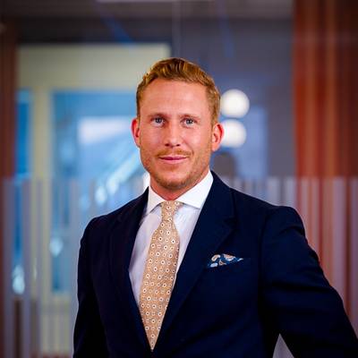 Mäklarbild på Sebastian Karlsson