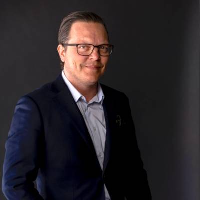 Mäklarbild på Robert Porander