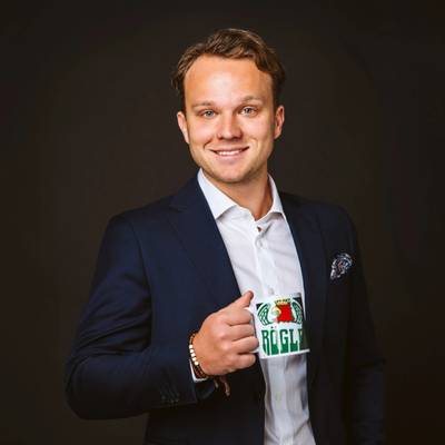 Mäklarbild på Daniel Holmqvist