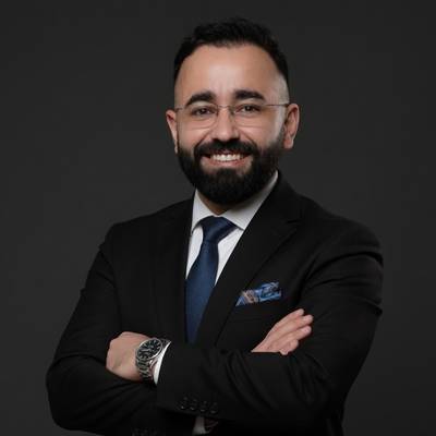 Mäklarbild på Nihat Taheri