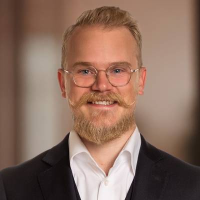 Mäklarbild på Emil Larsson